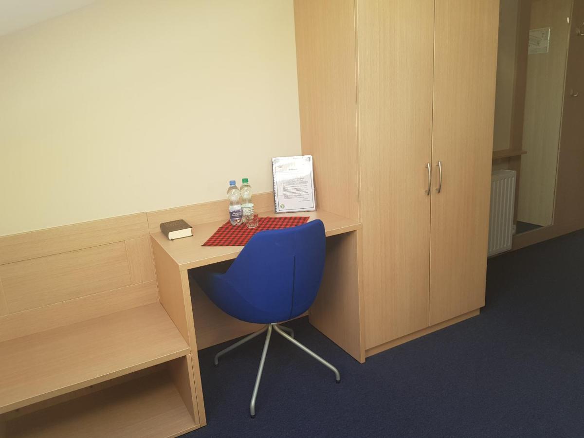 Centrum Misji Afrykanskich - Centrum Hotelowo-Konferencyjne Borzecin Duzy Zewnętrze zdjęcie