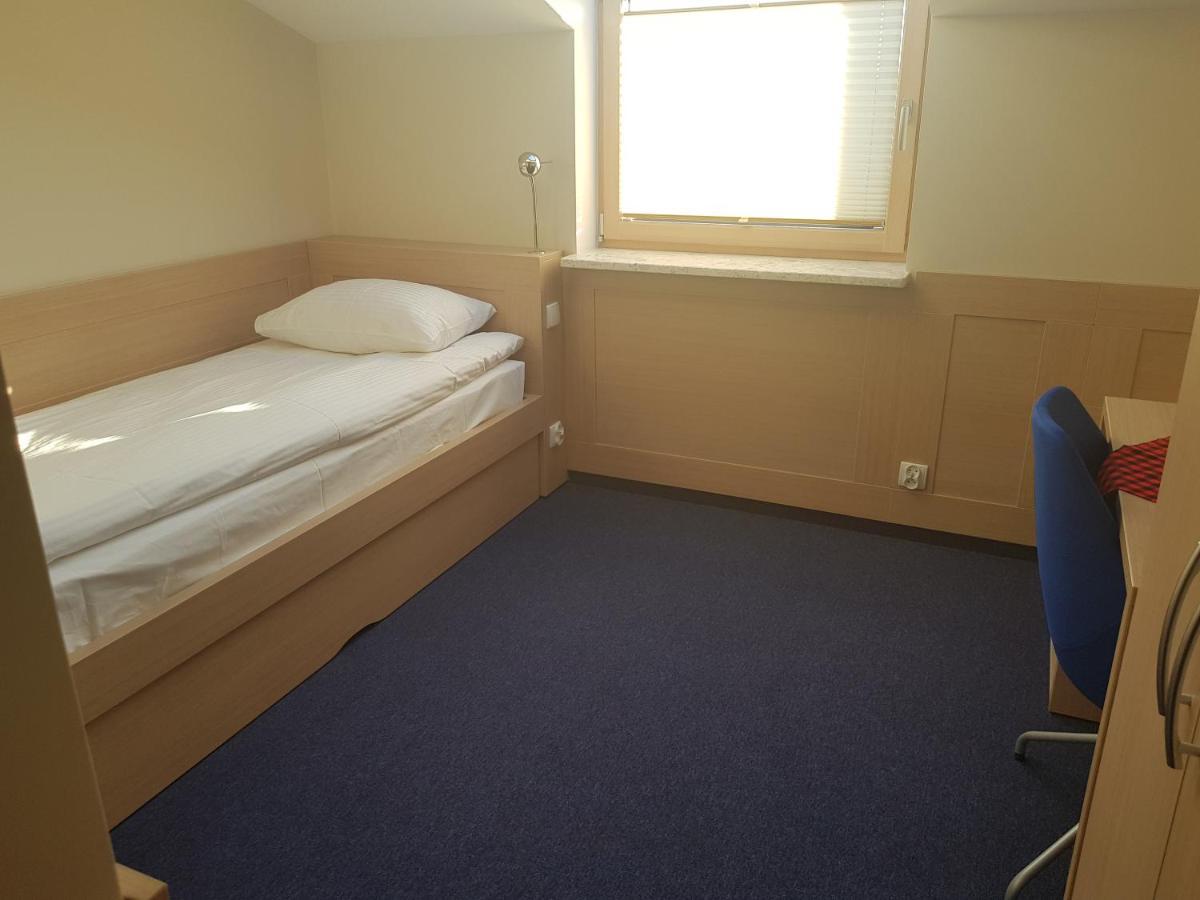 Centrum Misji Afrykanskich - Centrum Hotelowo-Konferencyjne Borzecin Duzy Zewnętrze zdjęcie